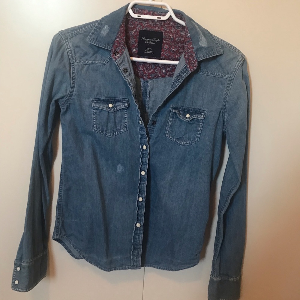 American Eagle Outfitters Denim Button Down Shirt
